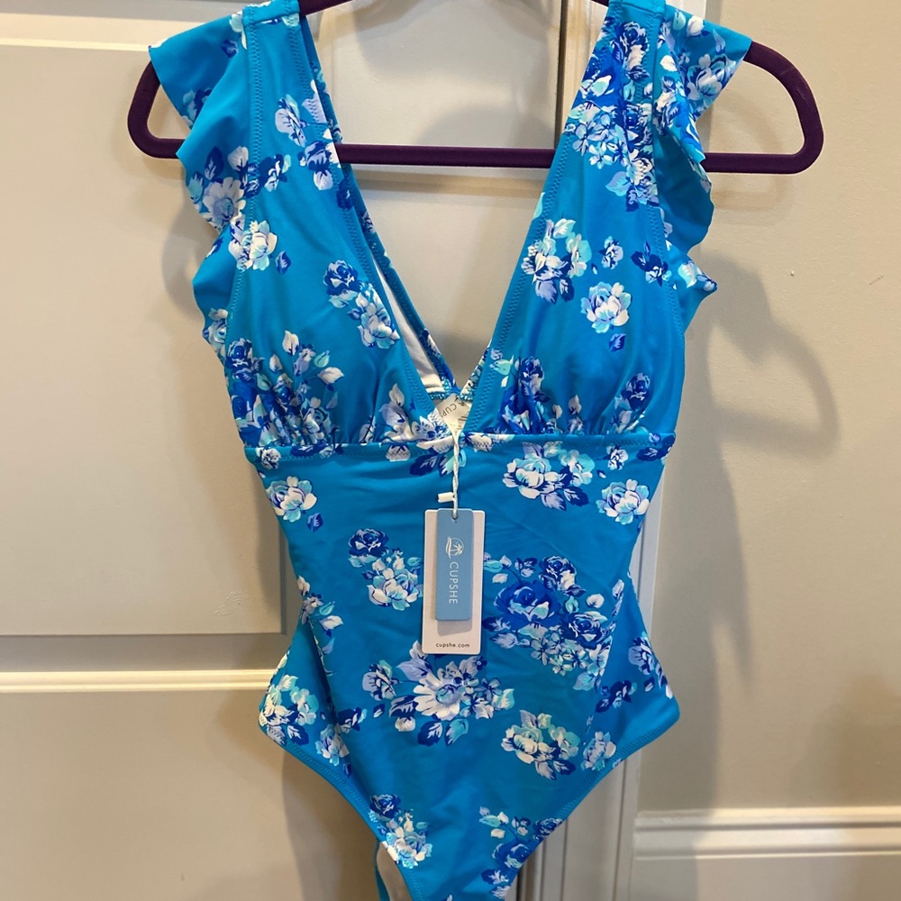 Cupshe Royal Elegance One-Piece Swimsuit